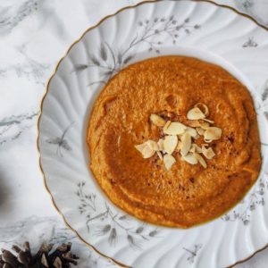 Plato de crema de calabaza